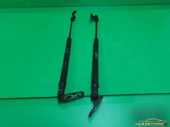 Kia Sorento 2010 — крышка багажника 81770 2P000 2