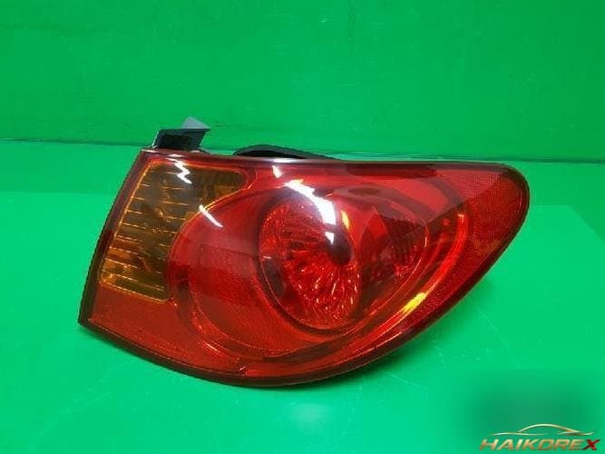 Hyundai Avante 2007 — фонарь задний комбинированный правый 92402 2H000 8