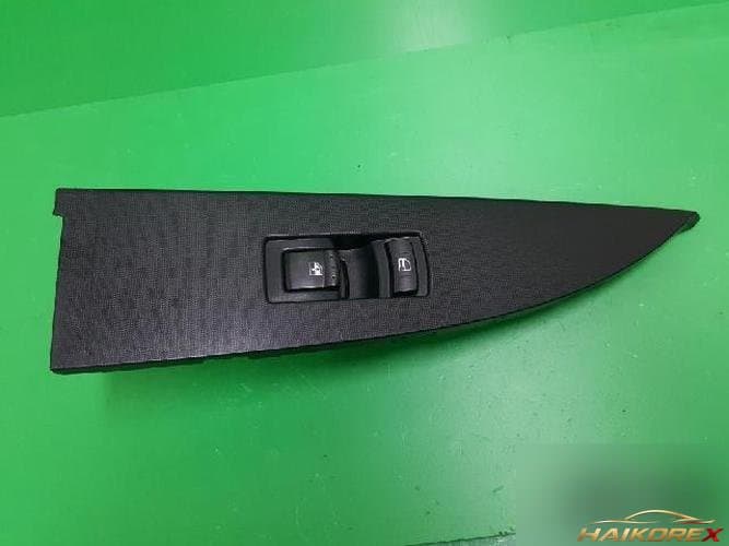 KG Mobility Actyon 2009 — кнопка стеклоподъемника 1