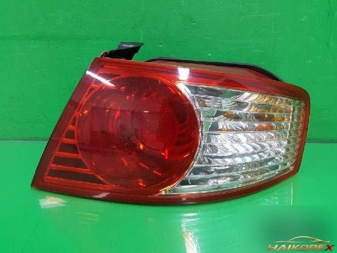 Kia Opirus 2005 — комбинированный фонарь задний правый (пассажирский)