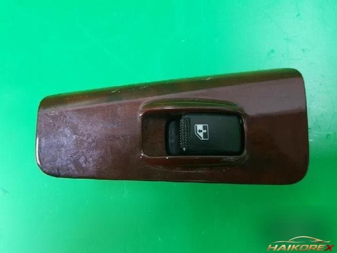 Kia Cerato 2006 — кнопка стеклоподъемника 935802F000U1