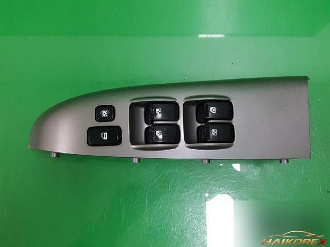 Kia Carnival 2010 — выключатель стеклоподъемника 935704D301OT