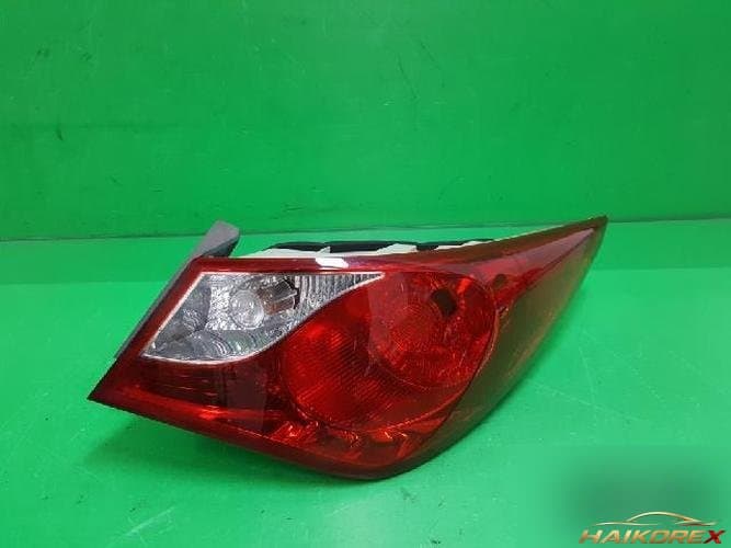 Hyundai Sonata 2012 — фонарь задний комбинированный правый (92402 3S010 8)