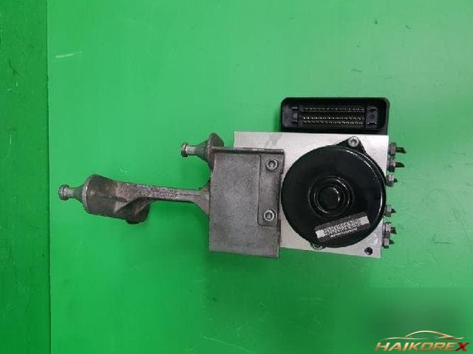 Mercedes-Benz C-Class 2006 — блок ABS A0064310412