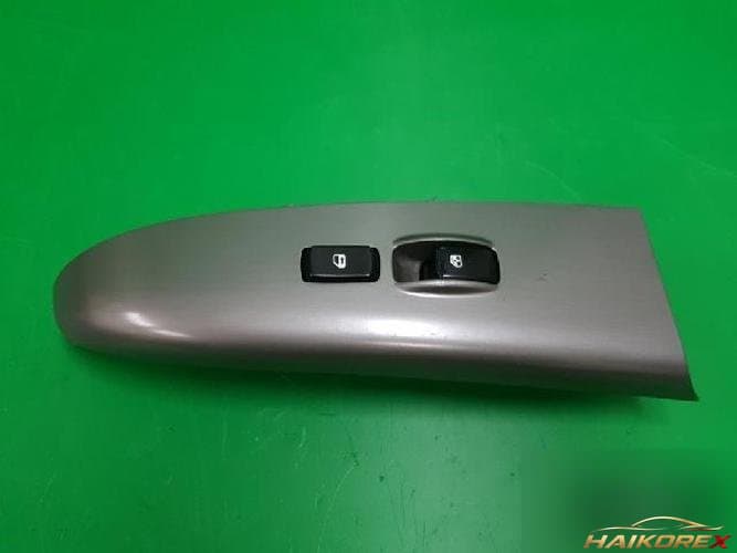 Kia Carnival 2010 — кнопка стеклоподъемника 935754D121OT 7
