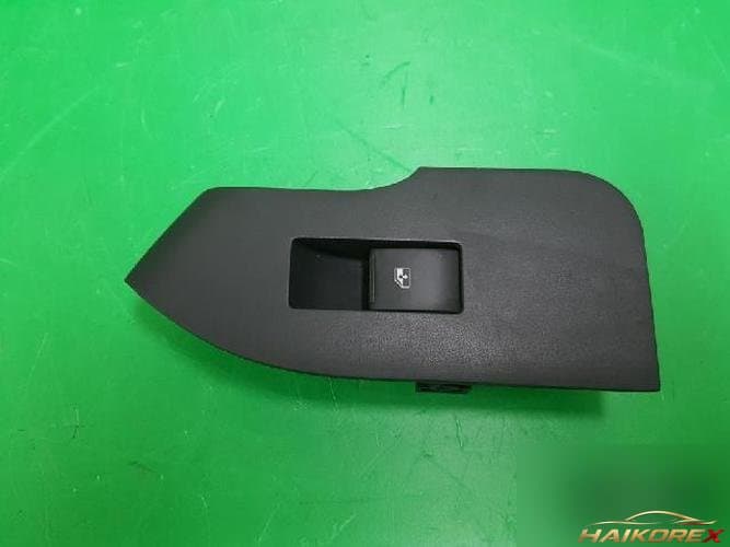 Daewoo Winstorm 2008 — кнопка стеклоподъемника (водителя)
