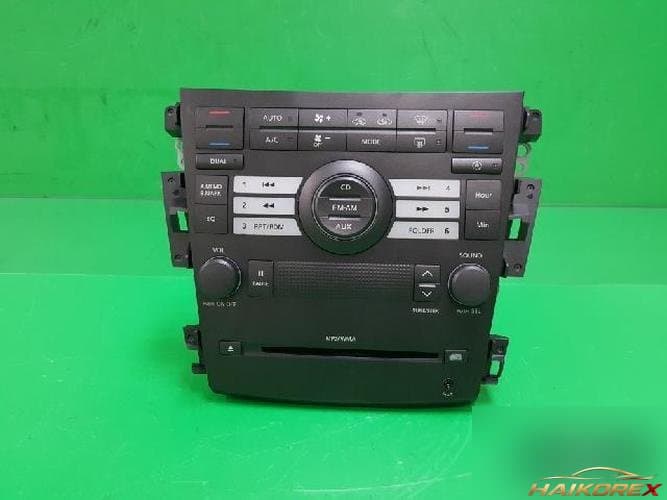 Renault SM5 2009 — AV система 1