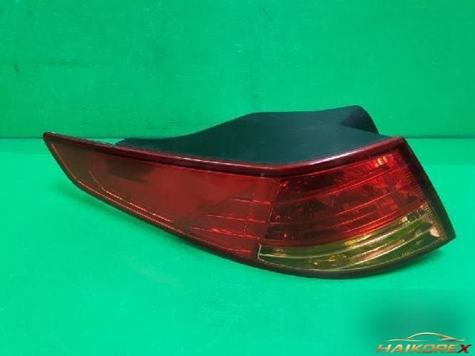 Kia K5 2013 — фонарь задний левый (комбинированный) 92401 2T000 7