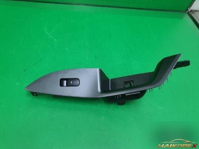 Kia K5 2013 — выключатель стеклоподъемника 1