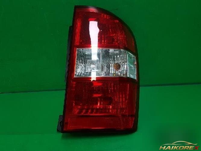 Kia Carnival 2010 — фонарь задний комбинированный правый (пассажирский) 92402 4D100 2