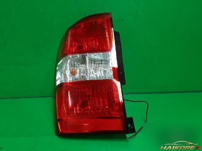 Kia Carnival 2010 — комбинированный задний фонарь левый (водительский) 92401 4D100 2