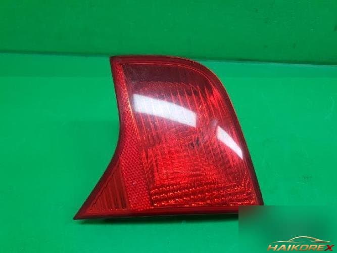 Audi A4 2007 — облицовка багажника белая 965038-02