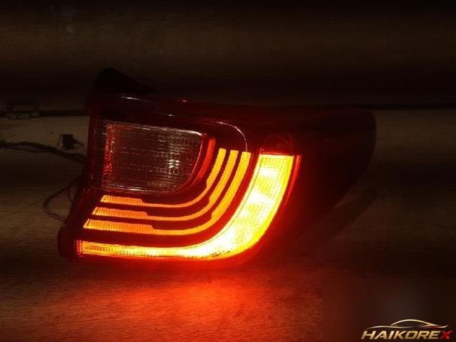 Kia Stonic 2019 — фонарь задний правый (наружный) 92402-H8500
