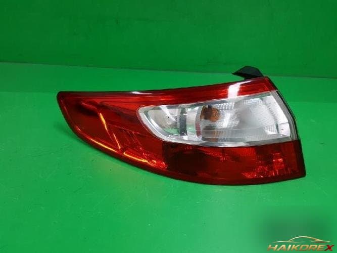 Renault SM3 2010 — фонарь задний левый (комбинированный)