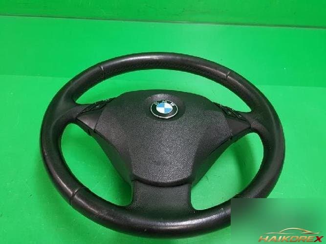 BMW 5 Series 2008 — рулевое колесо 1