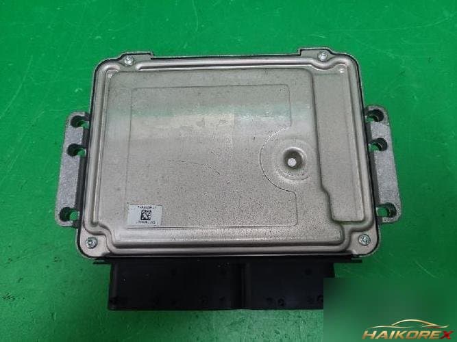 Kia Sportage 2008 — блок управления двигателем ECU 39110 27375