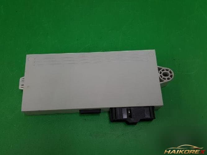 BMW 3 Series 2006 — модуль ETACS/BCM 6981416