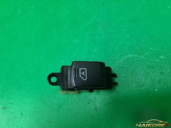 Renault SM7 2008 — кнопка стеклоподъемника 1