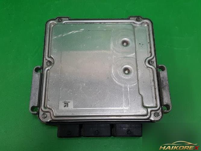 Renault QM5 2011 — блок управления двигателем ECU 237101337R