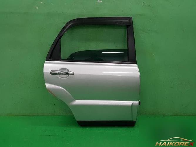 Kia Sportage 2010 — дверь задняя правая 770041F050