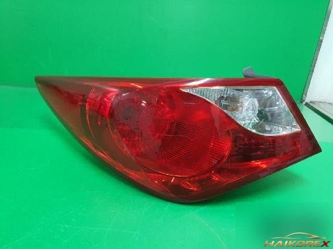 Hyundai Sonata 2013 — фонарь задний левый комбинированный 92401-3S010