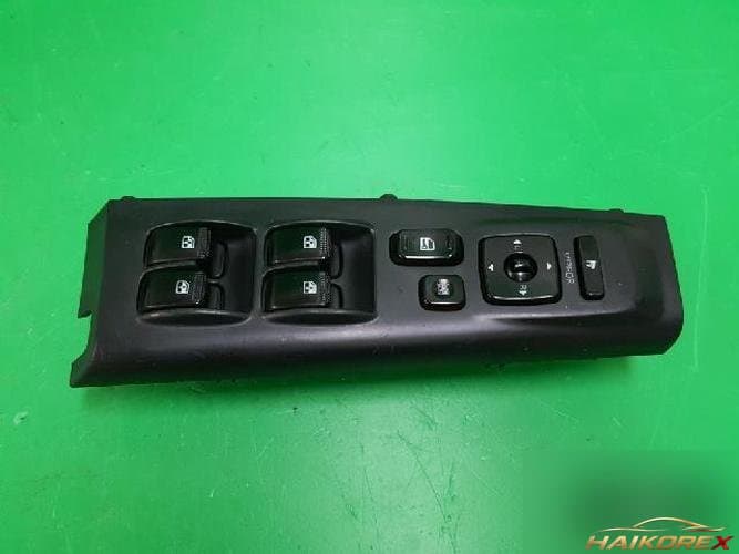 Hyundai Grandeur 2007 — выключатель стеклоподъемника передний левый 935703L202WK