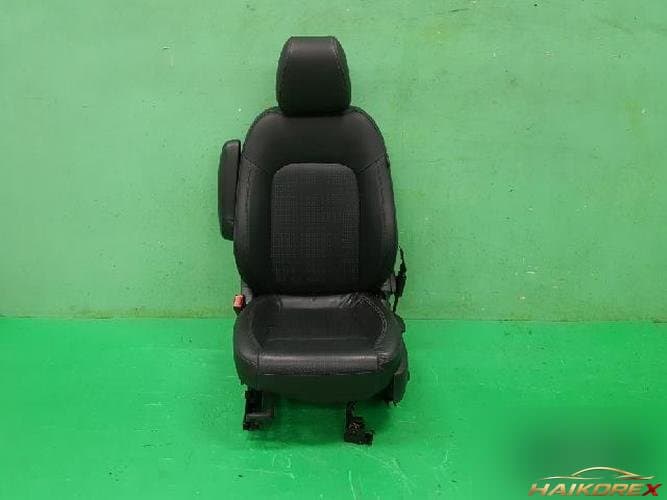 Chevrolet Aveo 2014 — сиденье