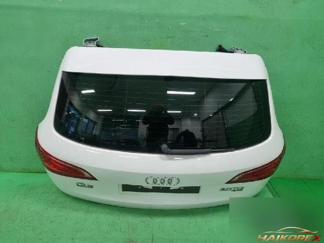 Audi Q5 2010 — крышка багажника