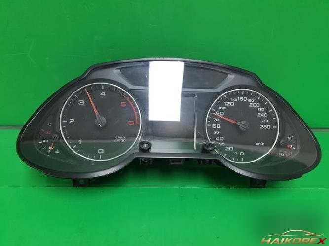Audi Q5 2010 — панель приборов 8R0 920 930 D 1