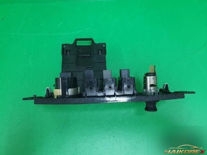 Renault QM5 2014 — кнопка стартера и прочие детали 251503253R