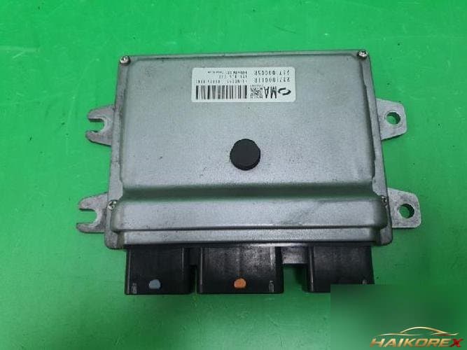Renault SM5 2009 — блок управления двигателем ECU 237100011R