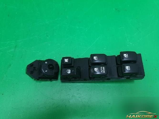 Hyundai Tucson 2007 — переключатель стеклоподъемника 935702E250WK 1