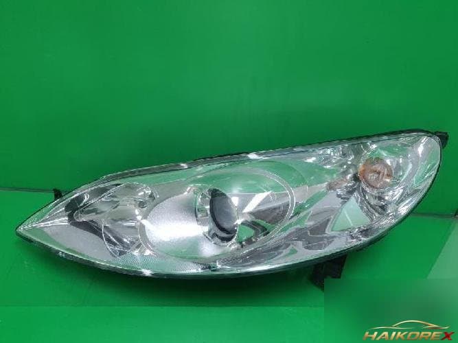 Peugeot 407 2007 — фара левая