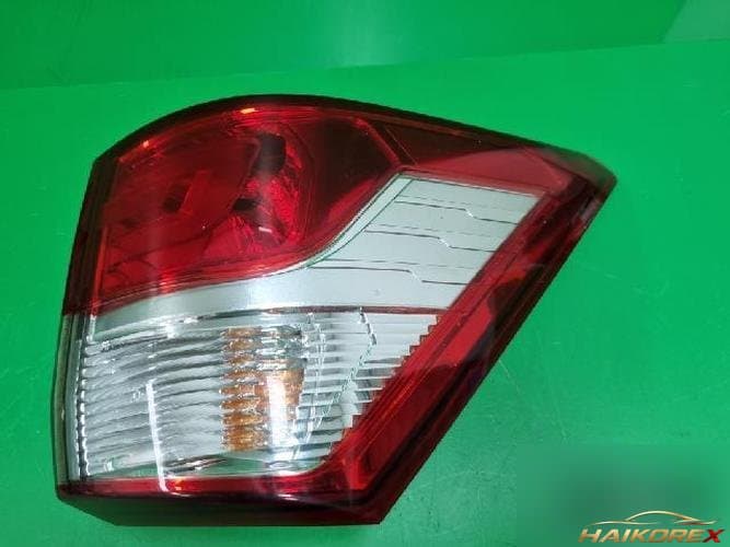 KG Mobility Korando 2015 — комбинированный фонарь задний правый