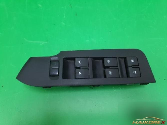 Daewoo Winstorm 2007 — кнопка стеклоподъемника 1