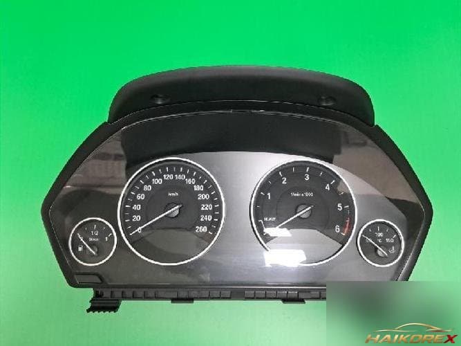 BMW 3 Series 2012 — панель приборов 9232892 4