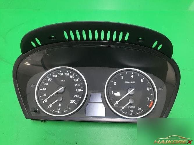 BMW 5 Series 2008 — приборная панель 6210 9177273 2