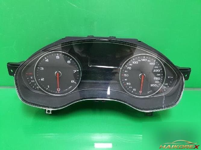 Audi A6 2012 — панель приборов 4G8920931L