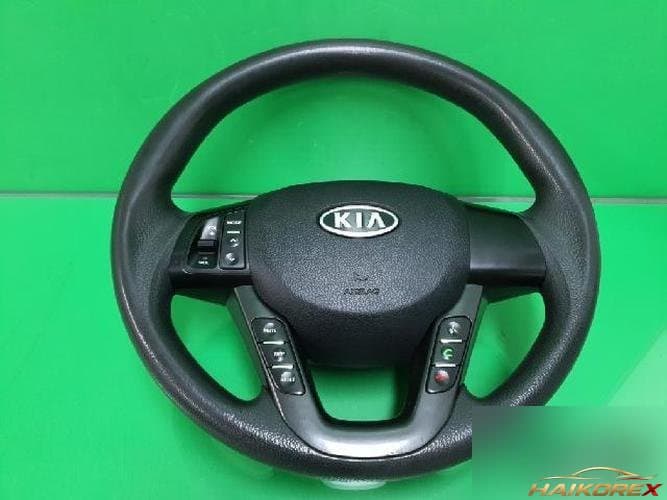 Kia K5 2011 — руль (3)