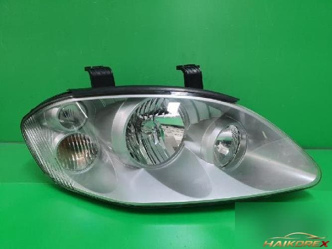 KG Mobility Rodius 2011 — фара правая