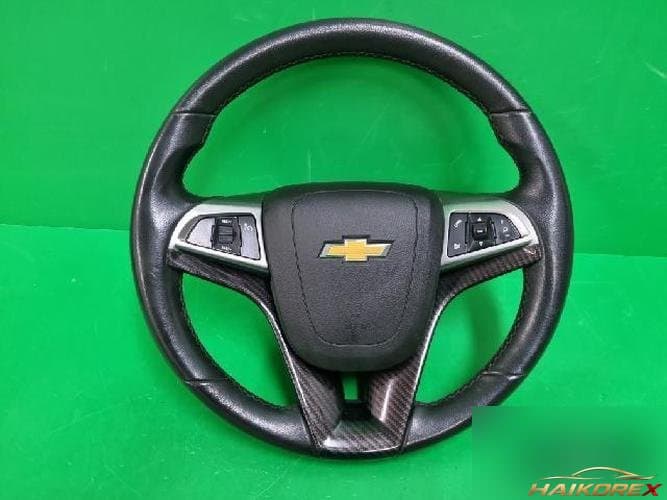 Chevrolet Cruze 2012 — рулевое колесо