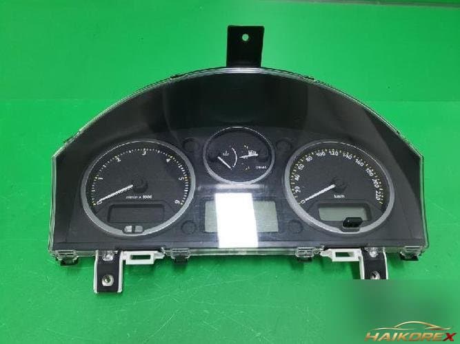 Land Rover Freelander 2008 — приборная панель 6H5216849FH