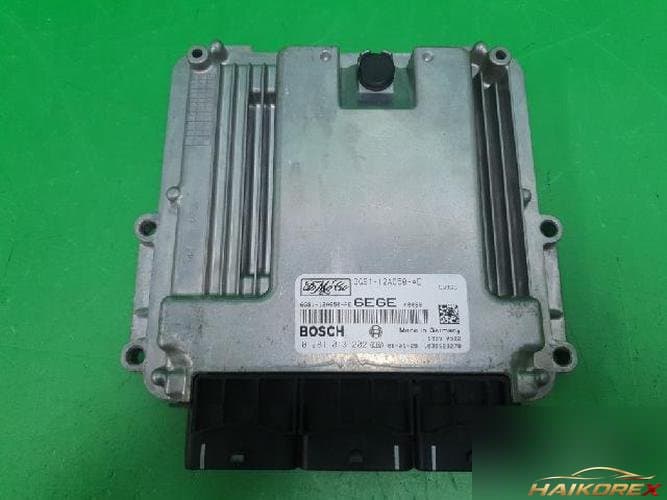 Land Rover Freelander 2008 — блок управления двигателем ECU 6G91 12A650 AE