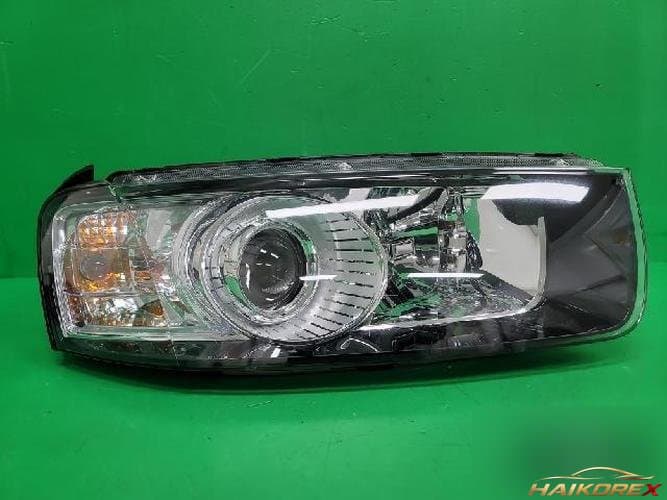 Chevrolet Captiva 2013 — фара правая 95413287