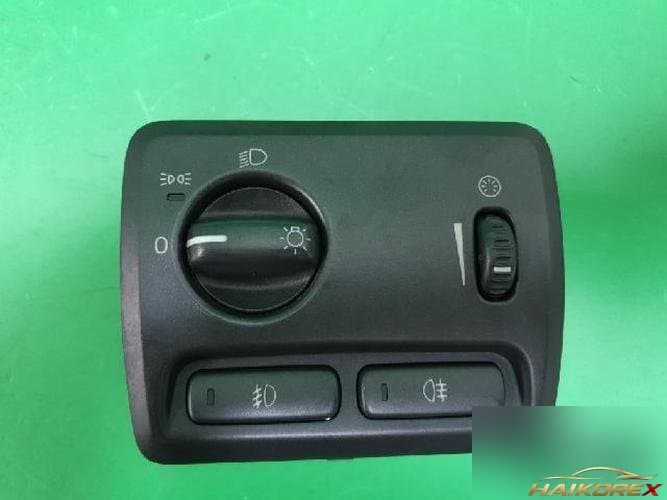 Volvo 940 GL TURBO 2002 — кнопка/выключатель 9441232