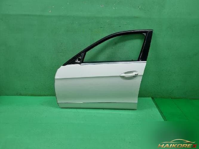 Mercedes-Benz E-класс 2010 — передняя дверь левая