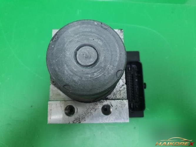 Mercedes-Benz E-Class 2010 — блок ABS A212 431 20 12