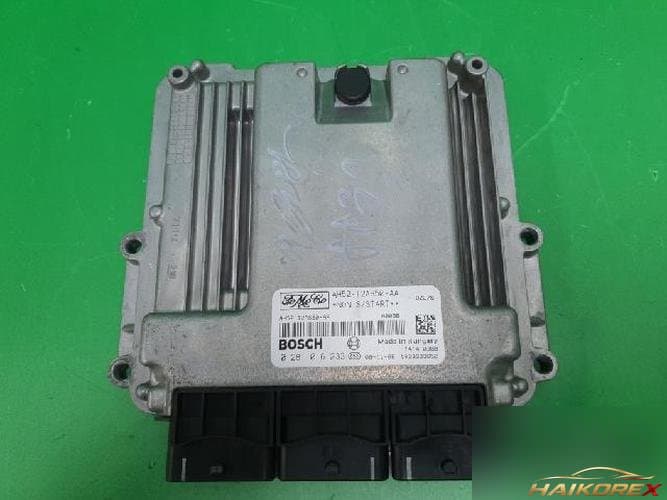 Land Rover Freelander 2010 — блок управления двигателем ECU AH52 12A650 AA