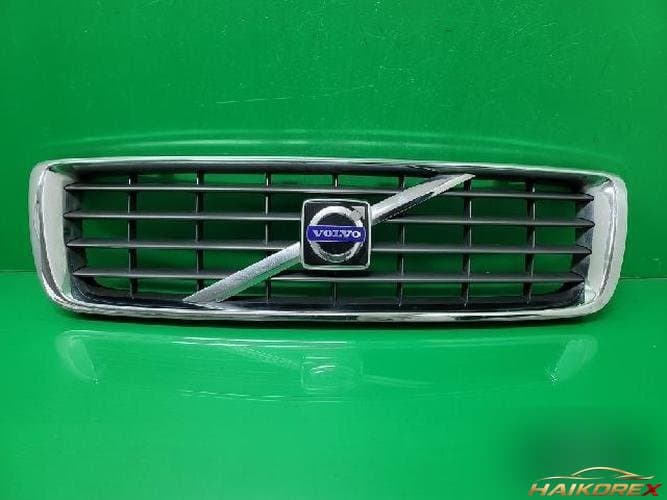 Volvo S80 2008 — решётка радиатора 30655102