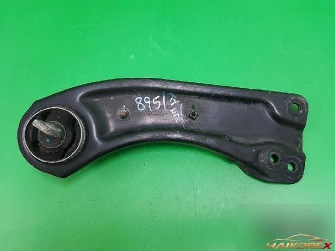 Kia K5 2020 — рычаг управления задней подвески